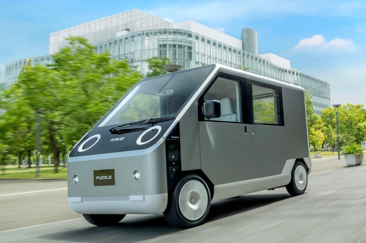 Solar electric minivan lets you power up in emergency situations - Yanko Design